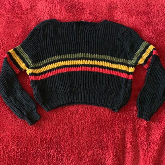 Sweater - Picture 3 of 3